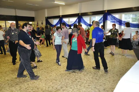 24.Netradicny majovy special dance – fotografie 16