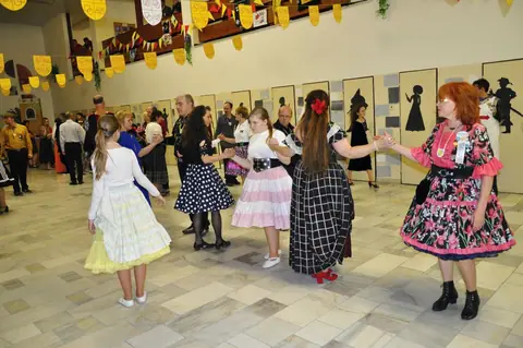 24.Netradicny majovy special dance – fotografie 257
