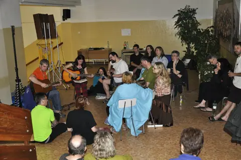 24.Netradicny majovy special dance – fotografie 273