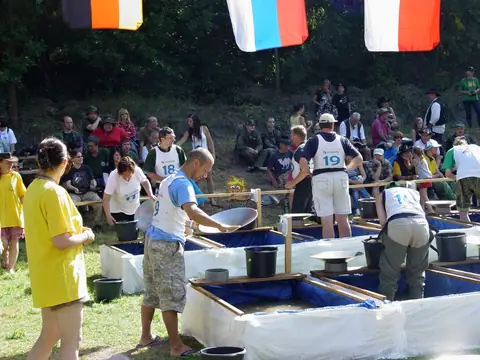 Mistrovství ČR a SR v rýžování zlata Nový Knín 18-19.8.2012 – fotografie 31