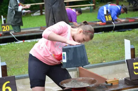 Mistrovství ČR a SR v rýžování zlata Zlaté Hory 2016 – fotografie 83