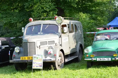 Oldtimer festival Slavkov u Brna 2016 – fotografie 27