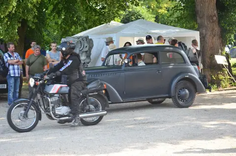 Oldtimer festival Slavkov u Brna 2016 – fotografie 125