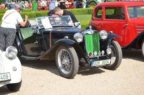 Oldtimer festival Slavkov u Brna 2016 – fotografie 178