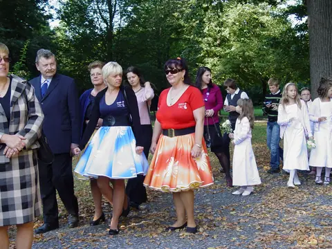 Svatba na zámečku – fotografie 36