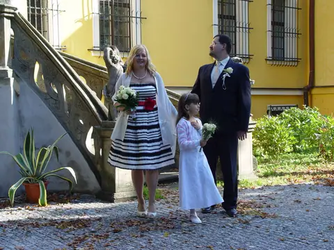 Svatba na zámečku – fotografie 44
